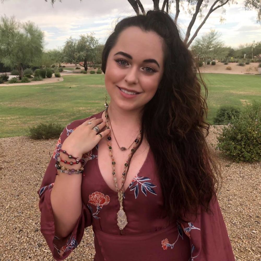 Meet your Posher, Lauren